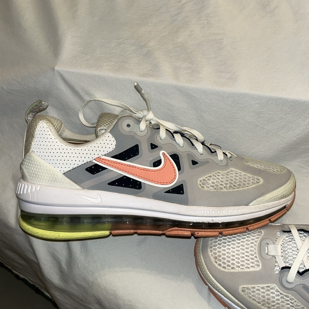 Nike Air Max Genome - Picture 7 of 7